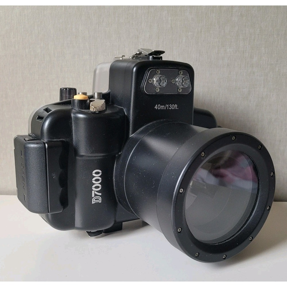 Nikon D7000 DSLR Meikon Underwater Housing For Camera 40m/130ft Snorkeling *Read